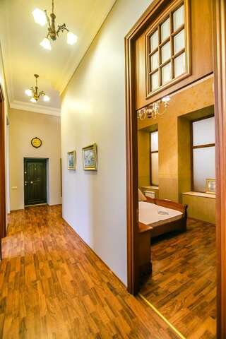 Апартаменты Ideal Apartment for a holiday in the city center by Time Group Баку Апартаменты с 2 спальнями-12