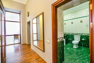 Апартаменты Ideal Apartment for a holiday in the city center by Time Group Баку Апартаменты с 2 спальнями-16